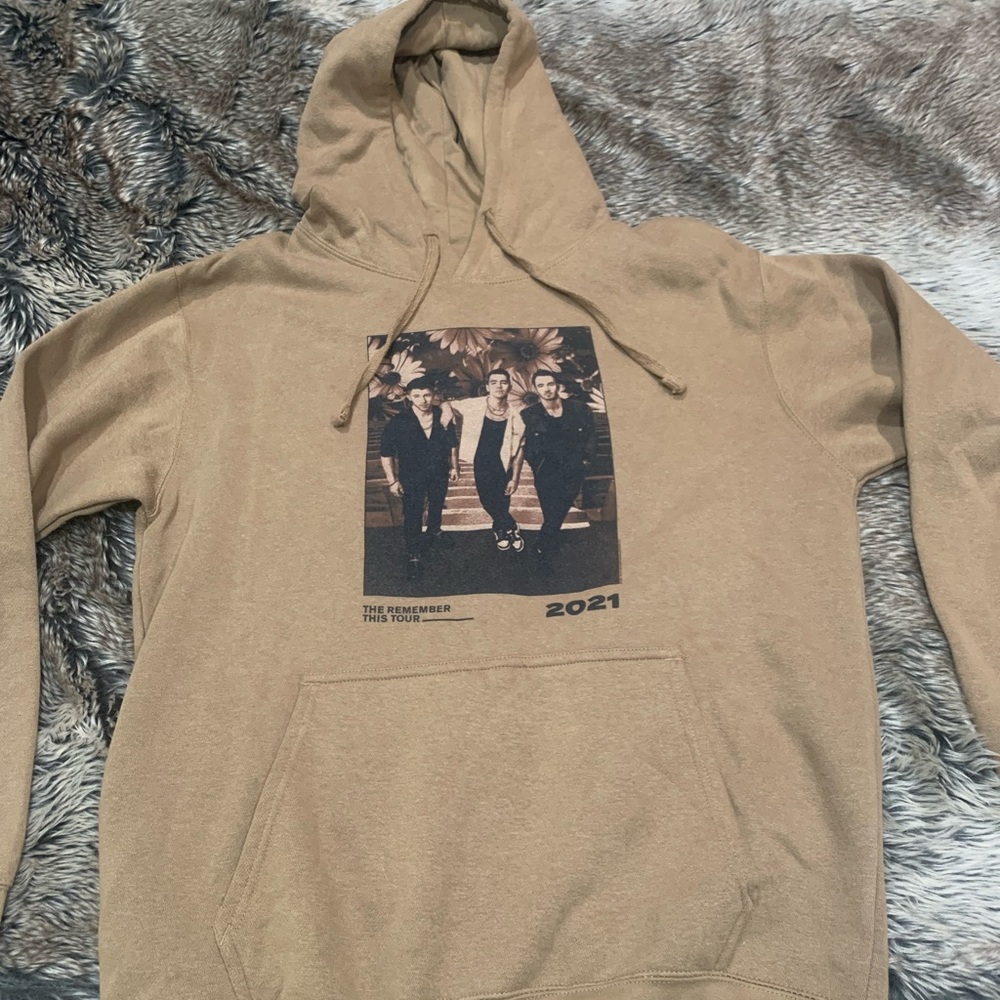 Jonas Brothers “The Remember This Tour” 2021 Hoodie - L